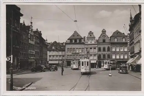 [Ansichtskarte] 5160 DÜREN, Marktplatz, 3 Strassenbahnen, Oldtimer...Verlag Peters. 