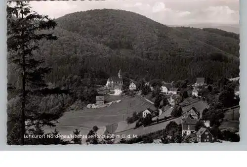 [Ansichtskarte] 5948 SCHMALLENBERG - NORDENAU, Blick über den Ort, 1957. 