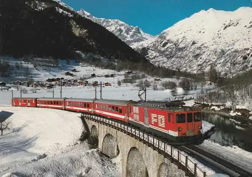 [Ansichtskarte] EISENBAHN / RAILWAY - Furka - Oberalp - Bahn bei Fiesch. 