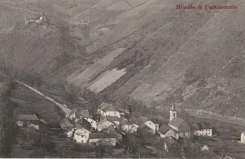 [Ansichtskarte] L 9462 PÜTSCHEID - BIWELS / BIVELS,  Blick auf das Dorf und Falkenstein, Verlag Schoren. 