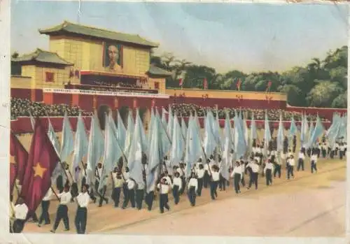 [Ansichtskarte] NORD - VIETNAM - Aufmarsch der Gewerkschaft der Hauptstadtarbeiter, Randmängel. 