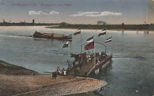 [Ansichtskarte] BINNENSCHIFFE RHEIN, Rheinfähre bei Uerdingen, Kaiserfahnen. 