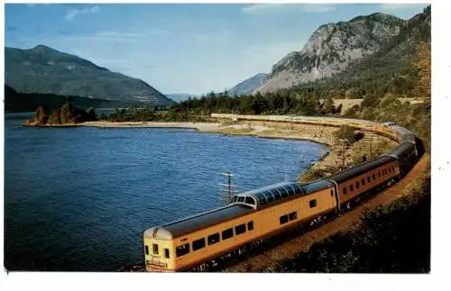 [Ansichtskarte] EISENBAHN / RAILWAY - City of Portland Streamliner entlang Columbia River. 