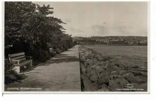 [Ansichtskarte] S 555 00 JÖNKÖPING, Strandpromenaden, 1937. 