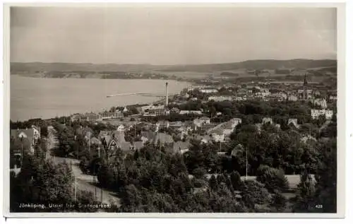 [Ansichtskarte] S 555 00 JÖNKÖPING, Utsikt frän Stadsparken, 1939. 