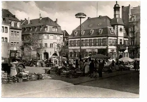 [Ansichtskarte] 5440 MAYEN, Rathaus, Marktplatz, Wochenmarkt, 50er Jahre. 