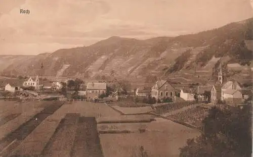 [Ansichtskarte] 5486 ALTENAHR - RECH, Blick in das Dorf, Kirche, Weinstöcke, Hinweis auf das Hochwasser von 1804. 