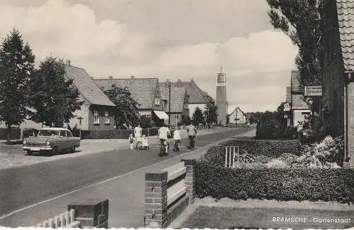 [Ansichtskarte] 4550 BRAMSCHE, Gartenstadt, FRISEUR, FORD TAUNUS, Blick zur Kirche. 