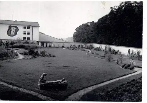 [Ansichtskarte] 6100 DARMSTADT - EBERSTADT, Marienschwestern, Gebetsgarten / Haus der Stille, 1966. 