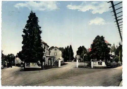 [Ansichtskarte] MILITÄR - TRUPPENÜBUNGSPLATZ COURTINE / Eingang, niederländische Veldpost. 