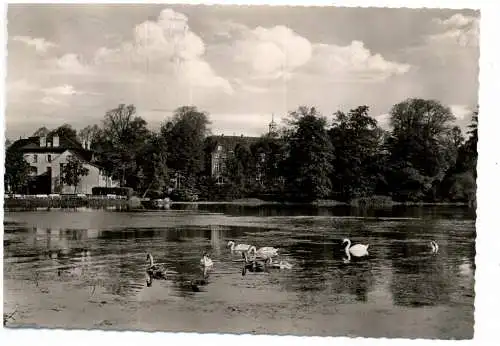 [Ansichtskarte] 2057 REINBEK, Mühlenteich, Elektrizitätswerk, Schloß. 