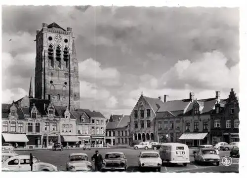 [Ansichtskarte] B 8630 VEURNE, Markt, Oldtimer - CITROEN DS, VW - BUS, FORD, BORGWARD, PANHARD, VW - Käfer. 