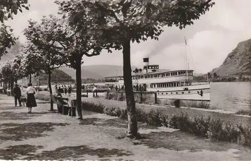 [Ansichtskarte] BINNENSCHIFFE - RHEIN, Köln - Düsseldorfer "VATERLAND" am Anleger Andernach, 1956. 