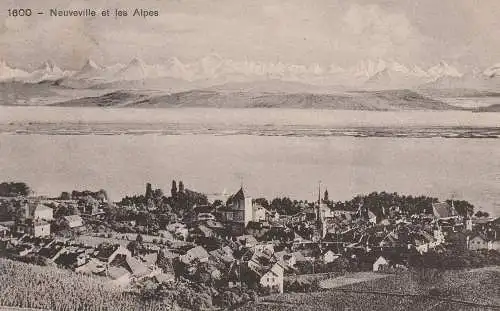 [Ansichtskarte] CH 2520 NEUENSTADT BE, Blick über den Ort auf die Alpen. 