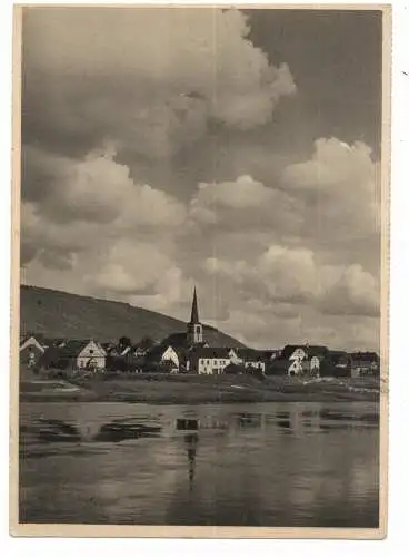 [Ansichtskarte] 5563 KRÖV, Blick über die Mosel, 1952. 