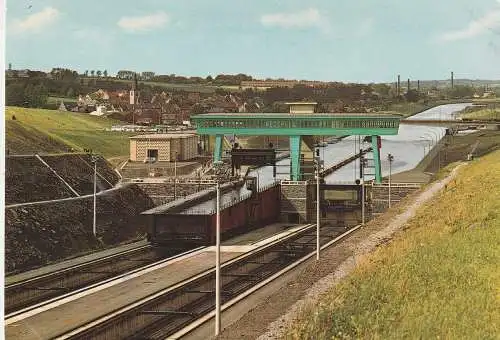 [Ansichtskarte] BINNENSCHIFFE - KANAL CHARLEROI - BRÜSSEL, Schleuse Ronquieres. 