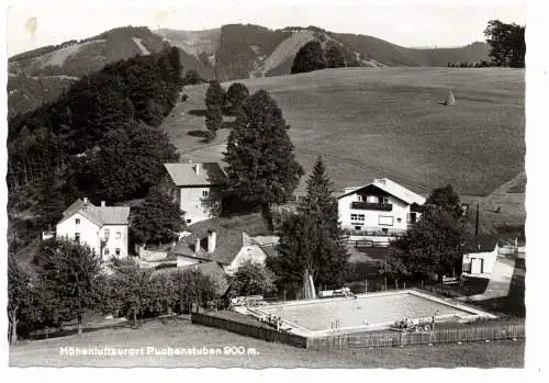 [Ansichtskarte] A 3214 PUCHENSTUBEN, Blick in den Ort, swimming pool. 