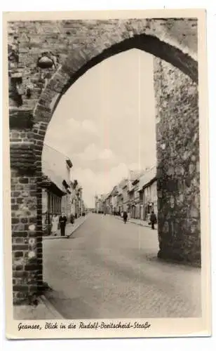 [Ansichtskarte] 0-1430 GRANSEE, Blick in die Rudolf Breitscheid Strasse, 1956. 