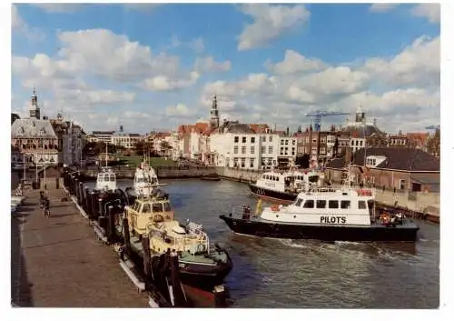 [Ansichtskarte] BINNENSCHIFFE - (WESTER) - SCHELDE, Lotsenboote im Hafen Vlissingen. 