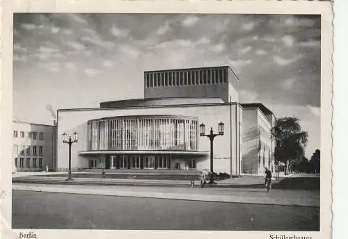 [Ansichtskarte] 1000 BERLIN, Schillertheater, 1957, leichte Druckstellen. 