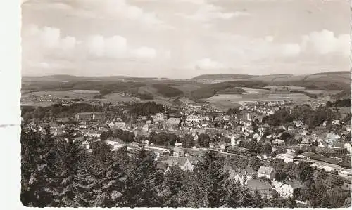 [Ansichtskarte] 5952 ATTENDORN, Blick auf Ort und Bahnhof, 1966. 