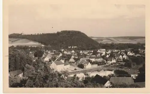 [Ansichtskarte] 0-6523 CROSSEN / Elster, Blick über den Ort, 1952. 