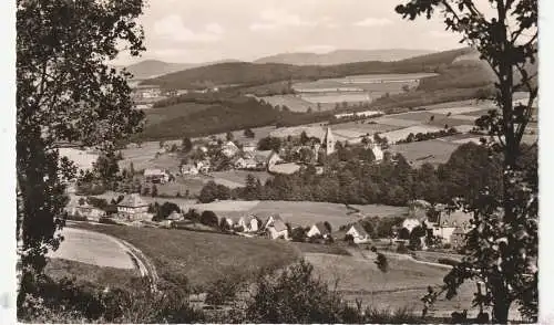 [Ansichtskarte] 5942 KIRCHHUNDEM - ALBAUM, Blick auf den Ort, 1959. 