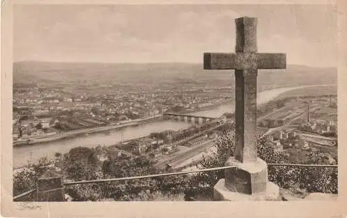 [Ansichtskarte] 5500 TRIER, Blick vom Marienkreuz auf den Bahnhof Pallien  und die Stadt. 