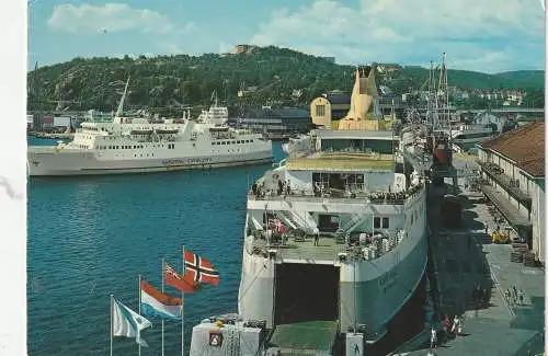 [Ansichtskarte] OZEANSCHIFFE - FÄHREN / FERRY, "SKAGERAK EXPRESSEN" & "BLACK PRINCE" im Hafen Kristiansand. 