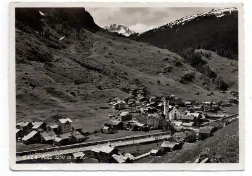 [Ansichtskarte] CH 7132 VALS PLATZ GR, Blick über den Ort, 1956. 