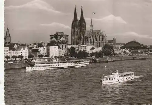 [Ansichtskarte] BINNENSCHIFFE - RHEIN, Köln - Düsseldorfer "ERNST - LUDWIG" am Kölner Anleger. 