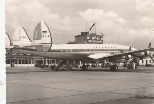 [Ansichtskarte] 4000 DÜSSELDORF - LOHAUSEN, Flughafen / Airport, Lufthansa Lockheed Super - G - Constellation, 1962. 