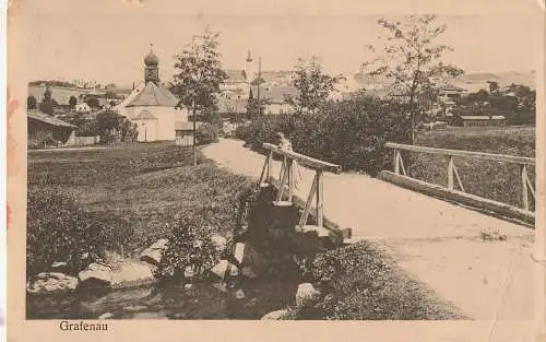 [Ansichtskarte] 8352 GRAFENAU, Brücke über die Kleine Ohe, Blick auf den Ort, 1942, Bahnpost Zwiesel - Grafenau, Druckstelle. 