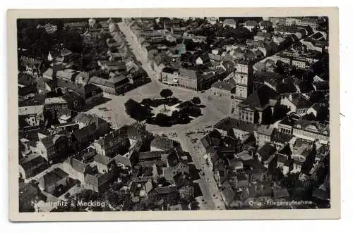 [Ansichtskarte] 0-2080 NEUSTRELITZ, Fliegeraufnahme Stadtmitte, Aero-Bild-Verlag. 