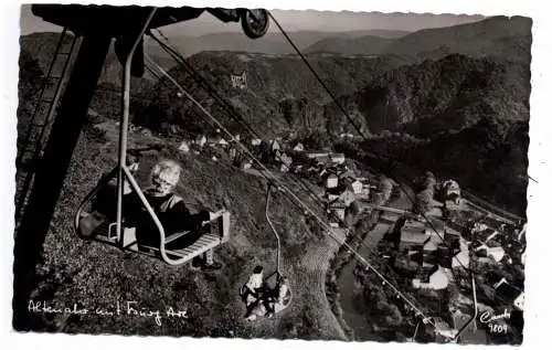 [Ansichtskarte] 5486 ALTENAHR, Sessellift, Blick auf den Ort und Burg Are. 