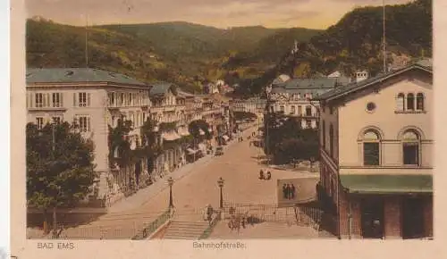[Ansichtskarte] 5427 BAD EMS, Bahnhof / Bahnhofstrasse, 1923, franz. Militärpost. 