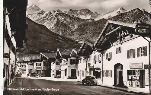 [Ansichtskarte] 8102 MITTENWALD, Obermarkt, VW - Käfer, 50er Jahre. 
