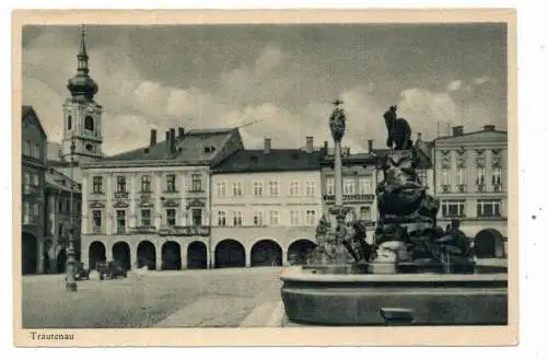[Ansichtskarte] BÖHMEN & MÄHREN - TRAUTENAU / TRUTNOV, Rübezahlplatz, Nachkriegskarte. 