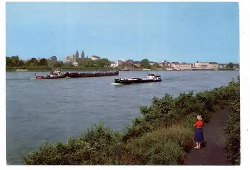 [Ansichtskarte] 5047 WESSELING, Blick über den Rhein, Frachtschiffe. 