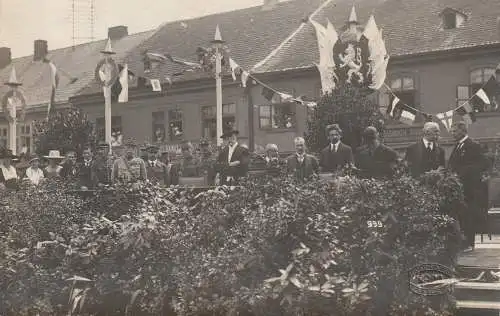 [Ansichtskarte] TSCHECHISCHE REPUBLIK - 1920, 3 Photo-AK Tomas Masaryk, Feierlichkeiten mit Alliierten Offizieren, FOTO VOJTA Prague. 