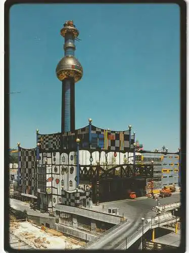 [Ansichtskarte] A 1090 WIEN - ALSERGRUND, Fernwärmewerk Spittelau, Hundertwasser Architektur. 