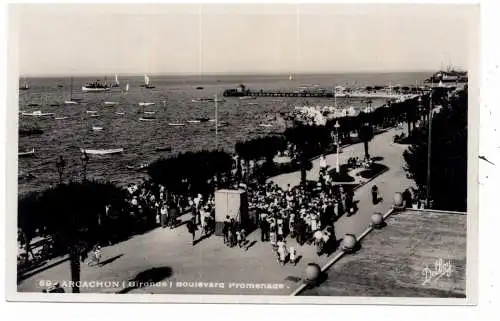 [Ansichtskarte] F 33120 ARCACHON, Puppentheater auf der Promenade. 