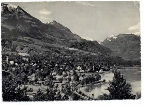 [Ansichtskarte] CH 6072 SACHSELN OW, Blick entlang des Sarnersees bis zum Bahnhof, 1952. 