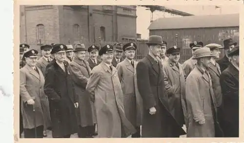 [Ansichtskarte] 5000 KÖLN - MÜLHEIM, Aufmarsch Arbeitsfront, Photo-AK. 