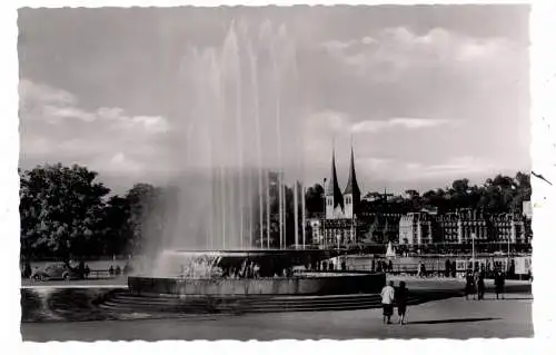 [Ansichtskarte] CH 6000 LUZERN LU, Wagenbachbrunnen, 1957, Cekade Verlag Dortmund. 
