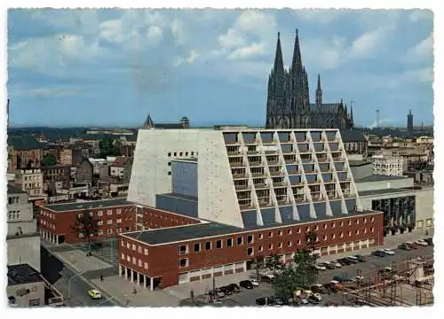 [Ansichtskarte] 5000 KÖLN, Neues Opernhaus. 