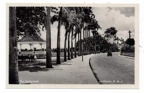 [Ansichtskarte] BARBADOS B.W.I., The Esplanade, Oldtimer. 