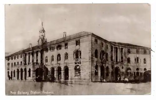 [Ansichtskarte] SOUTH AFRICA - PRETORIA, New ailway Staton / La Gare / Bahnhof, Edit.; De Bussy. 
