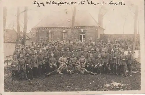 F 62450 LIGNY - THILLOY, 1. Weltkrieg, Deutsche Soldaten vor dem Tübinger Hof, 1916, Photo-AK