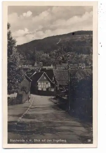 [Ansichtskarte] 0-5502 BLEICHERODE, Strassenpartie, Blick auf den Vogelberg, 1946, Verlag Trinks. 